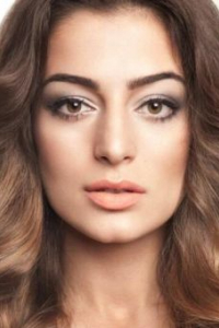 Ивета Мукучян