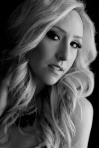 Дэбби Шерман