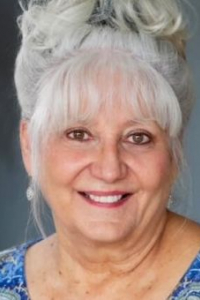 Сюанн Споук