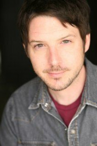 Марк Уорден