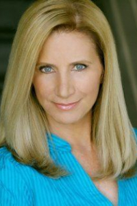 Лэни Фичера