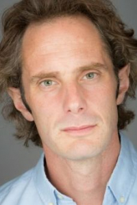 Адриан Аннис