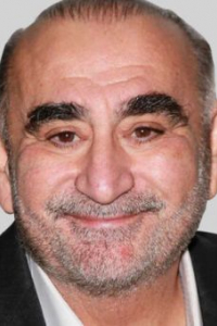 Кен Давитян