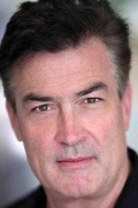 Дэниэл МакВикар