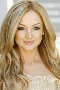 Консуэло Вега