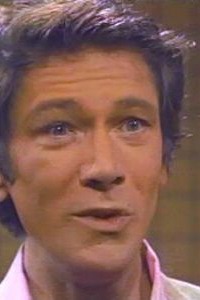 Уоррен Бертон