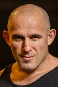 Алексей Олейник