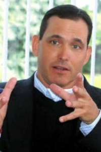 Грег Пакетт