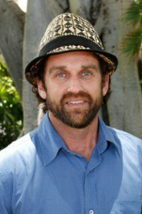 Тейлор Стил