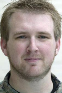 Колин Штраус