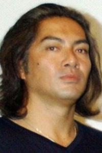 Тосия Нагасава