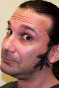 Дино Стаматопулос