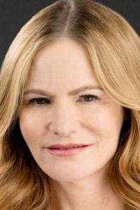 Дженнифер Джейсон Ли