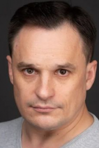 Валентин Николаев