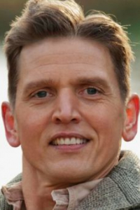 Барри Пеппер