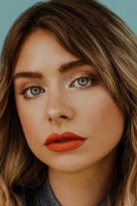 Мэдди Филлипс