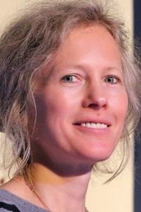 Анна Чернакова