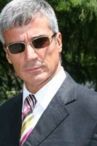 Рене Касадос