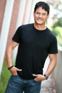 Райан Старз