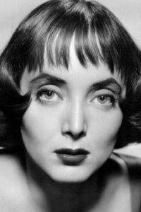 Кэролин Джонс