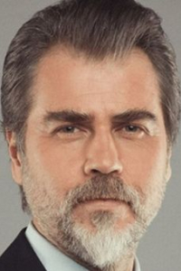 Серхат Тутумлуер