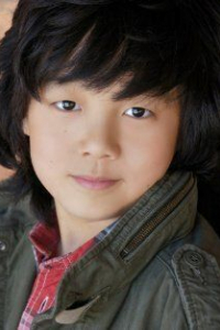 Этан Джош Ли