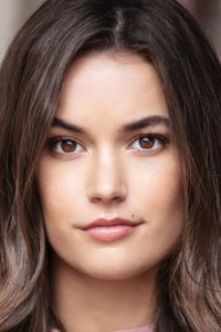 Кортни Лорен Каммингс