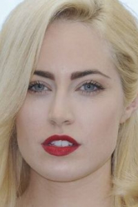 Шарлотта Салливан