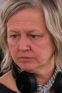 Кэрол Бенкер