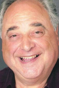 Энтони Расселл