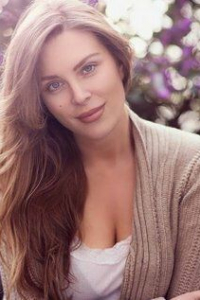 Натали Хеслоп