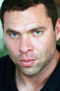 Адам Бейзил