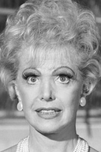 Натали Шафер