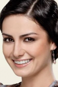 Озлем Йылмаз