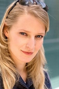 Стефани фон Поузер