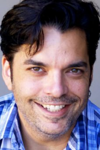 Алексис Лэнг