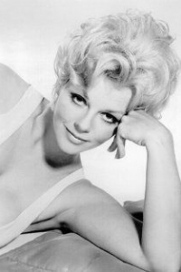 Вирджиния Вуд