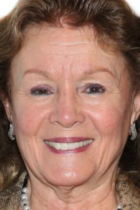 Нэнси Стивенс