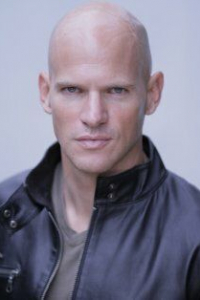 Эндрю Миллер