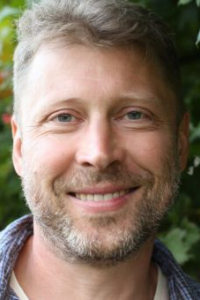 Станислав Булов