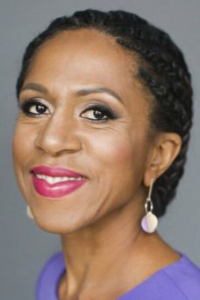 Елена Ханга