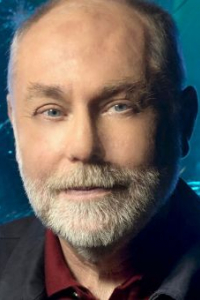 Роберт Дэвид Холл