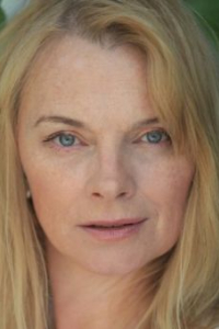 Элизабет Хири