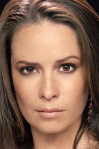 Холли Мари Комбс