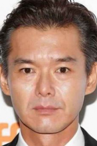 Ацуро Ватабэ