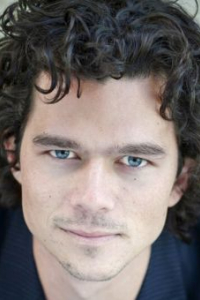 Люк Арнольд