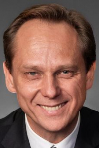 Максим Заусалин