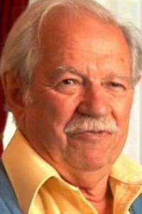 Хэл Сазерленд