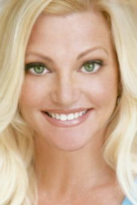 Джули Майклс