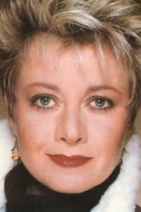 Элейн Пейдж